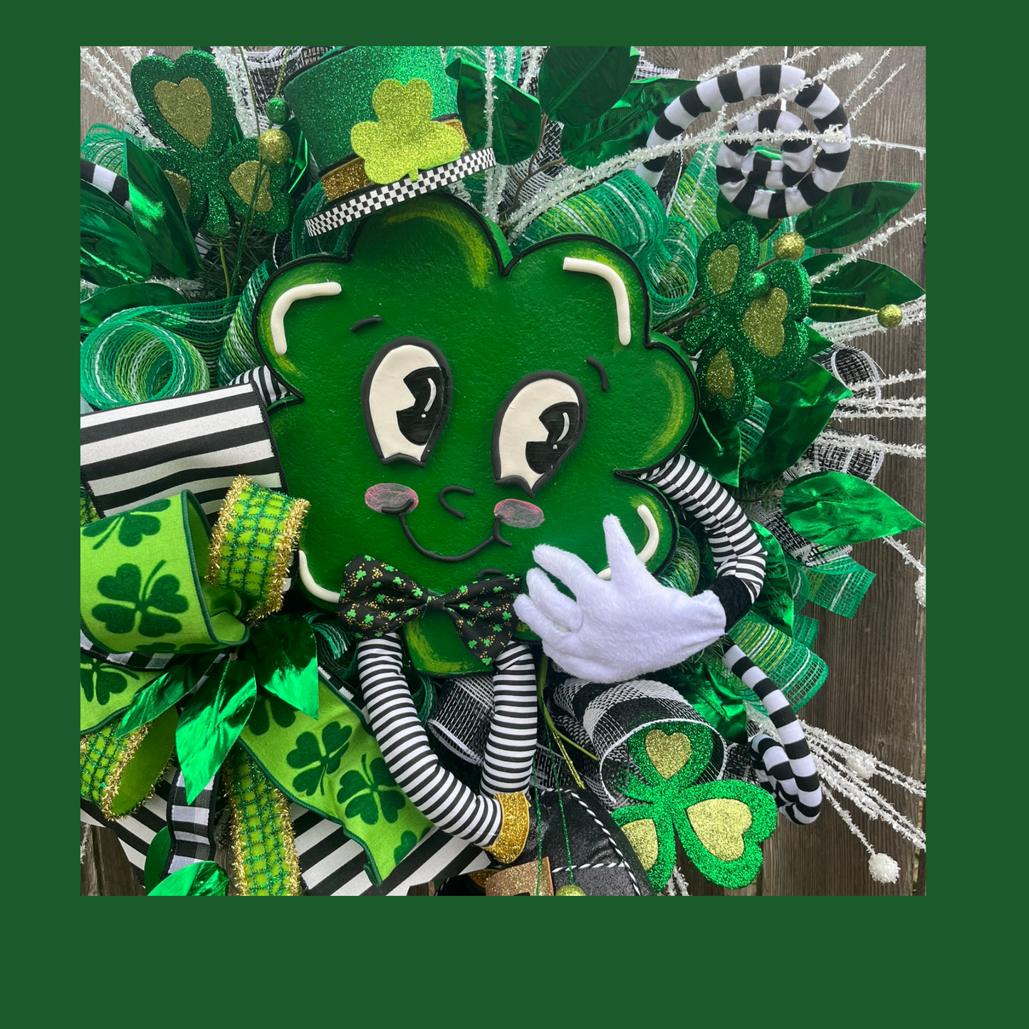 Shamrock Wreath for St. Patrick’s Day – Irish Front Door Decor, Lucky Green Clover Wreath, St Patricks Day Wreath for Home, Spring Shamrock Decor