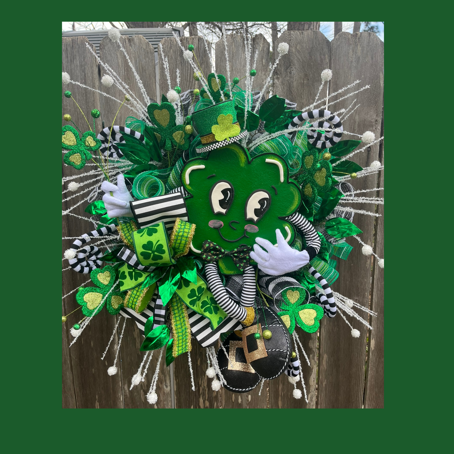 Shamrock Wreath for St. Patrick’s Day – Irish Front Door Decor, Lucky Green Clover Wreath, St Patricks Day Wreath for Home, Spring Shamrock Decor