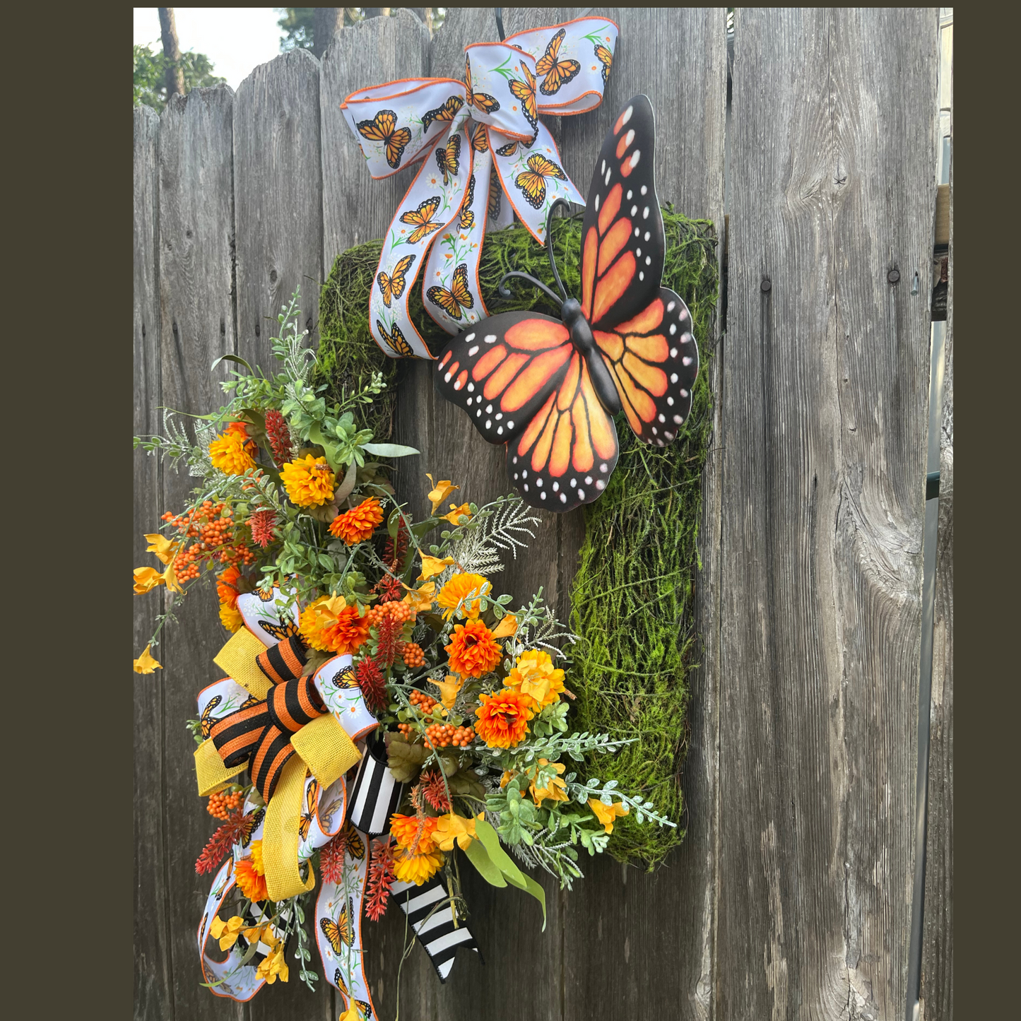 Monarch Butterfly Wreath for Front Door – Summer & Spring Wreath with Orange Florals, Moss Backing & Large Butterfly Accent