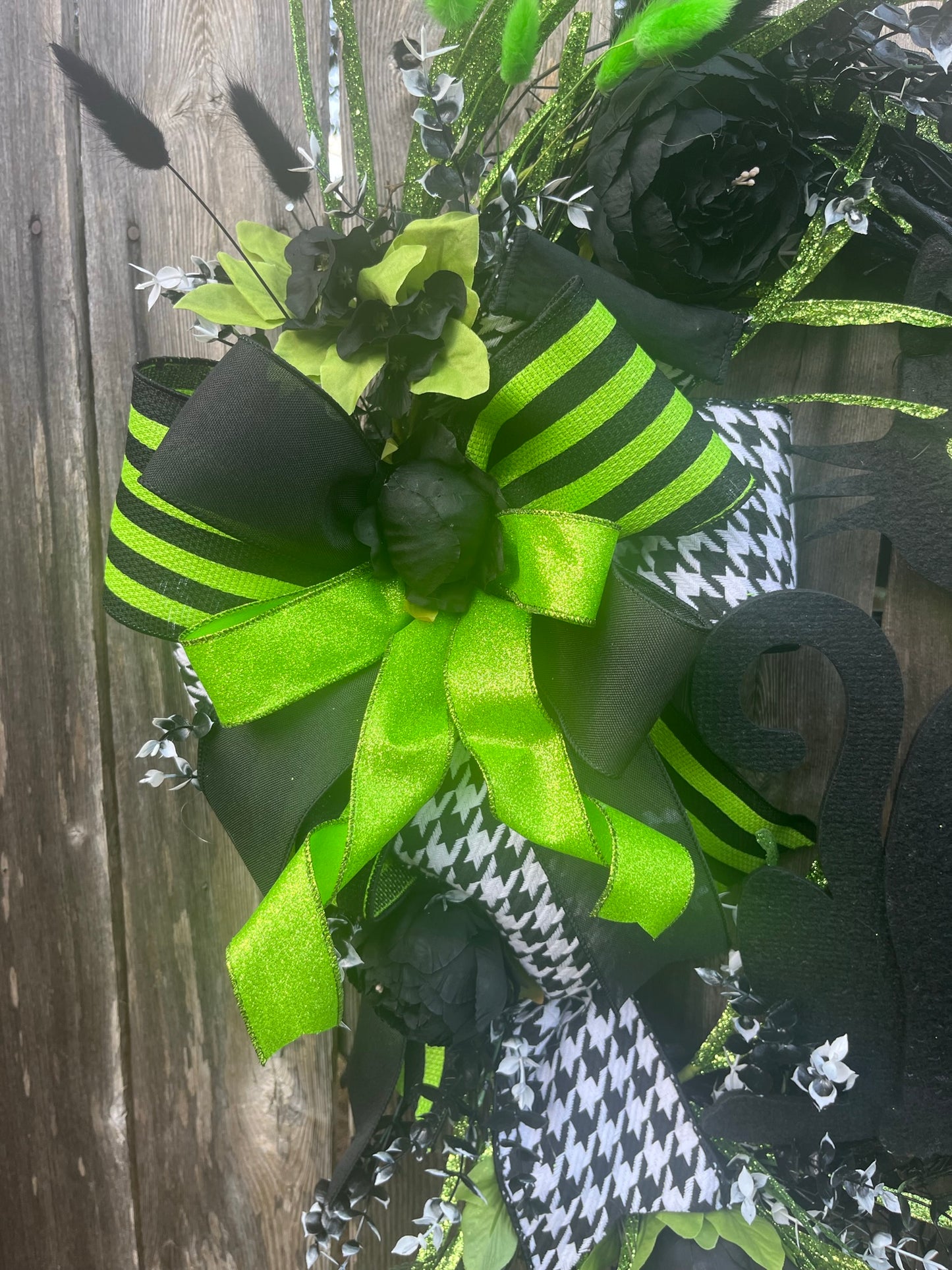 Black Cat Wreath for the front door, Halloween grapevine wreath, Halloween decorations, Cat lover's decorations, Fall grapevine wreath