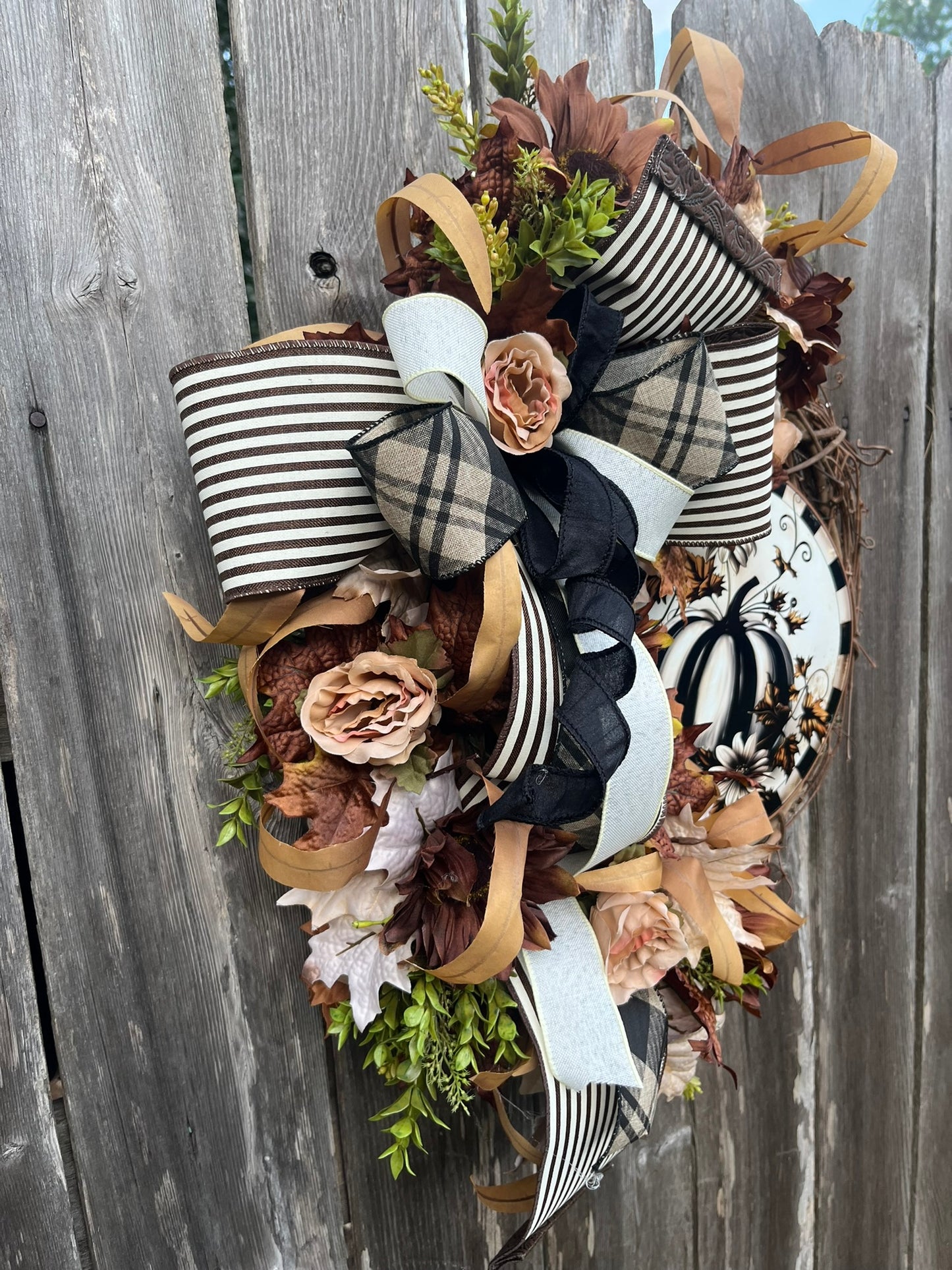 Neutral Pumpkin Fall Wreath – Autumn Front Door Decor
