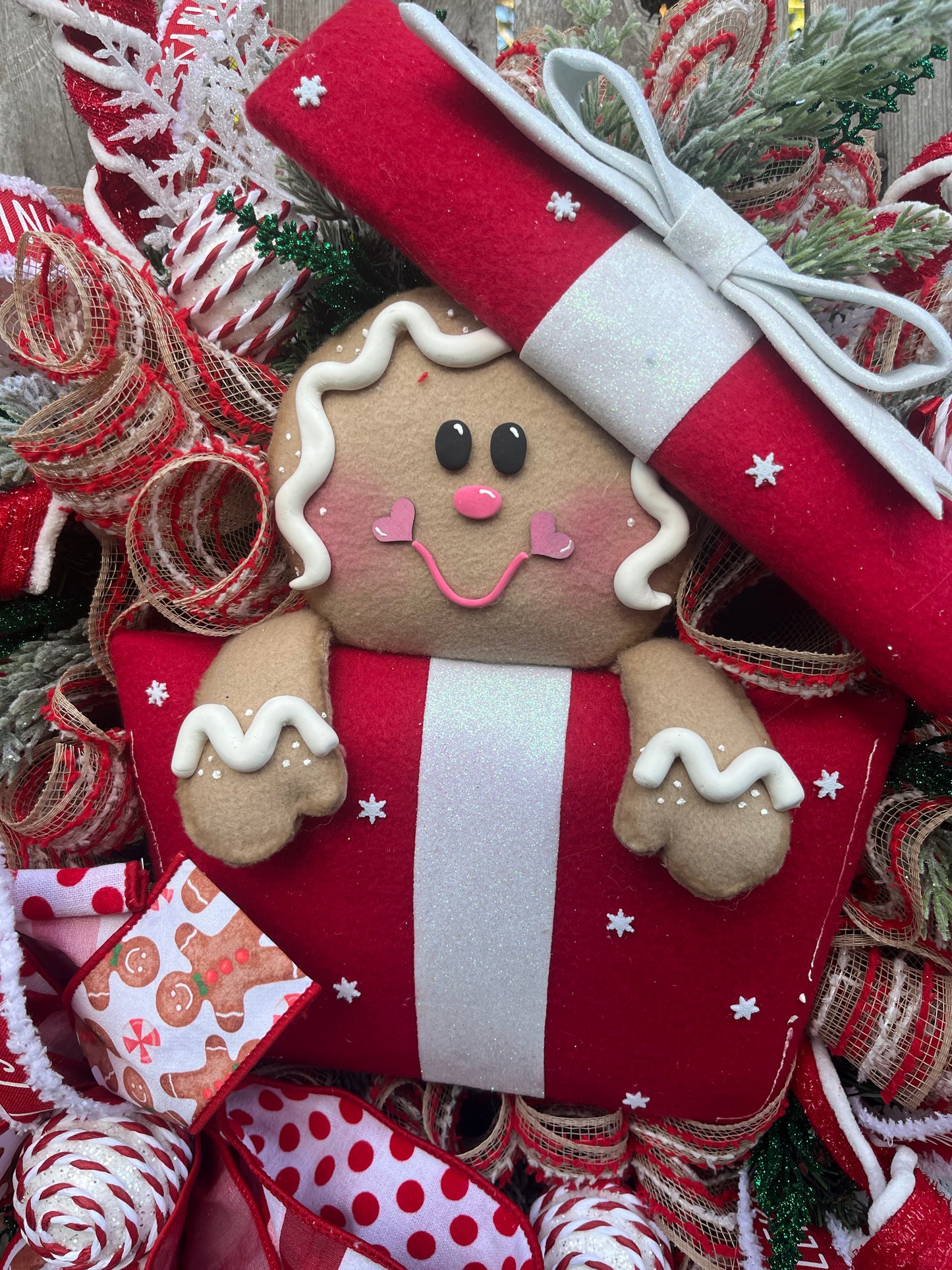 Christmas Gingerbread in a present front door wreath, Festive front door decor with Gingerbread and presents, Holiday decor for the home, Gingerbread collection