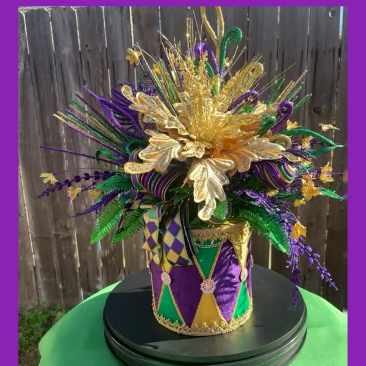 Mardi Gras Decor