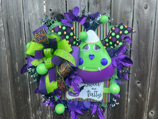 Halloween Candy Corn Bat Wreath, Spooky Front Door Decor, Fall Wreath with Bats, Candy Corn Halloween Wreath, Halloween Front Door Decor