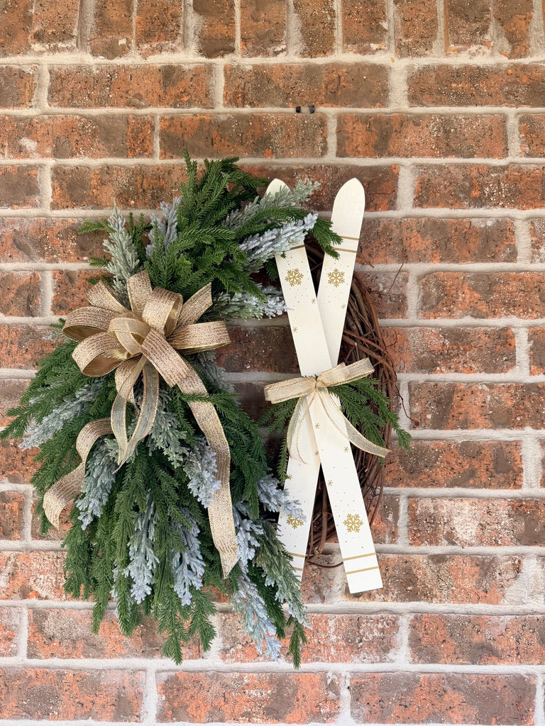 Ski Christmas Wreath for Front Door, Winter Ski Lodge Decor, Rustic Christmas Door Wreath, Snow Ski Holiday Decor, Cabin Christmas Decoration