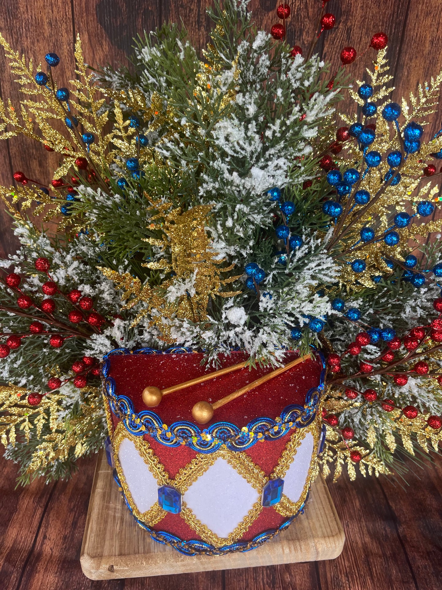 Festive Nutcracker Drum Floral Arrangement – Christmas Regal Centerpiece