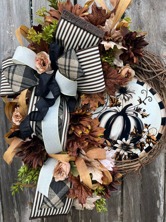 Neutral Pumpkin Fall Wreath – Autumn Front Door Decor